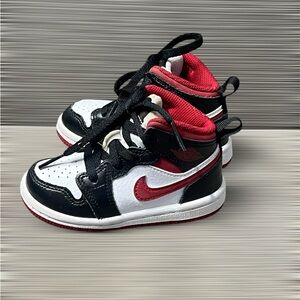 Nike Kids Black, White, and Red Sneakers